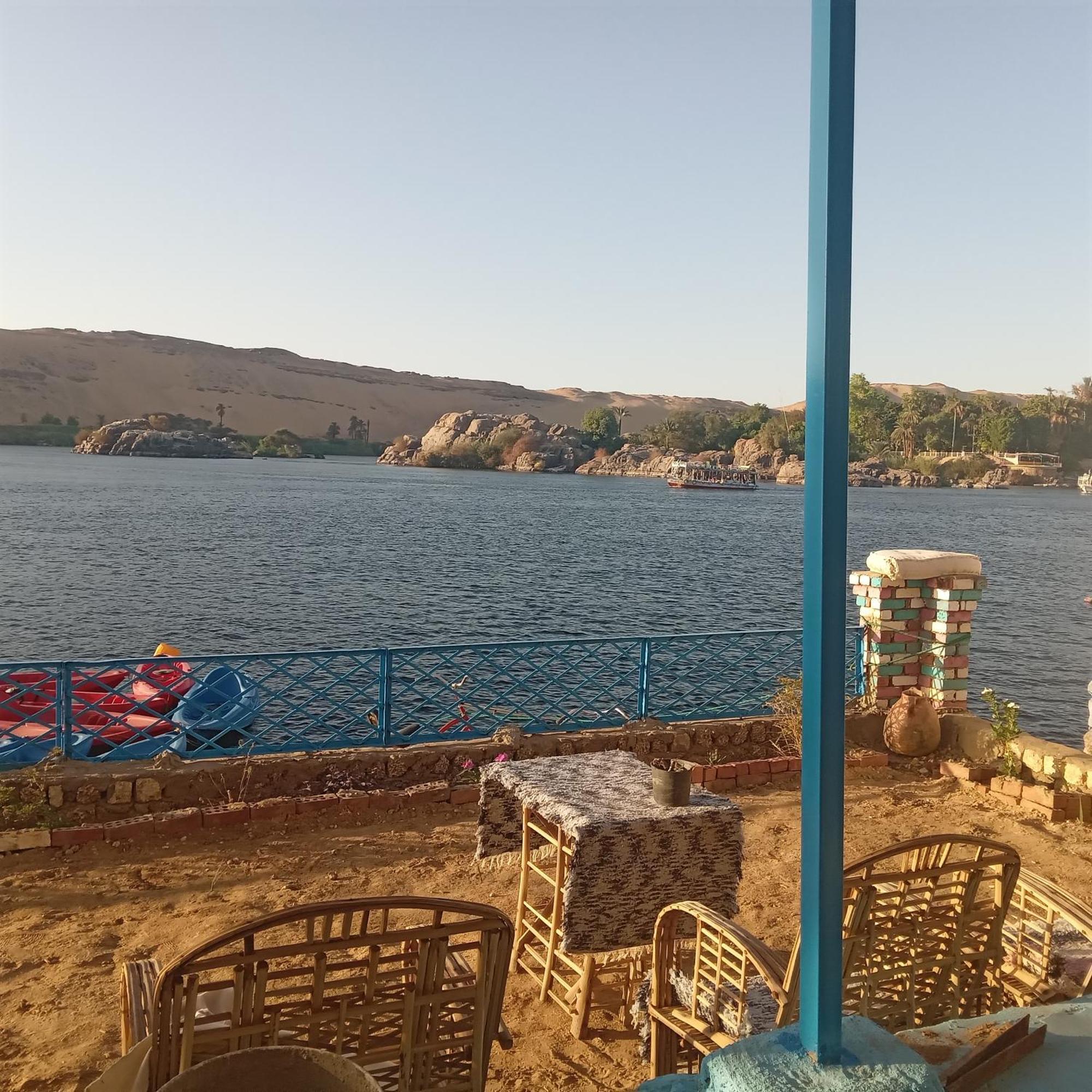 Готель Hooly Nubian Асуан Екстер'єр фото